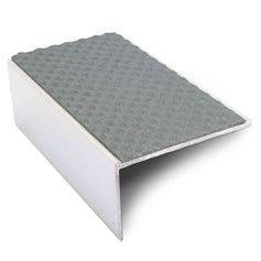 External Nosings - Cayrus World of Finishing